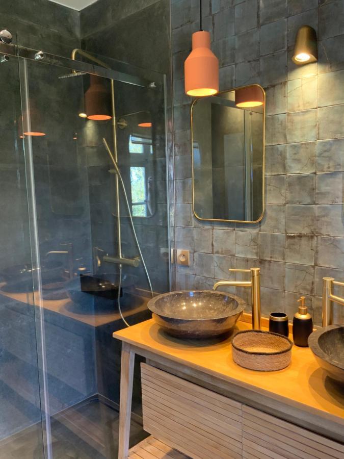 ランブク La Bastide Des Grands Chenes Bed & Breakfast エクステリア 写真